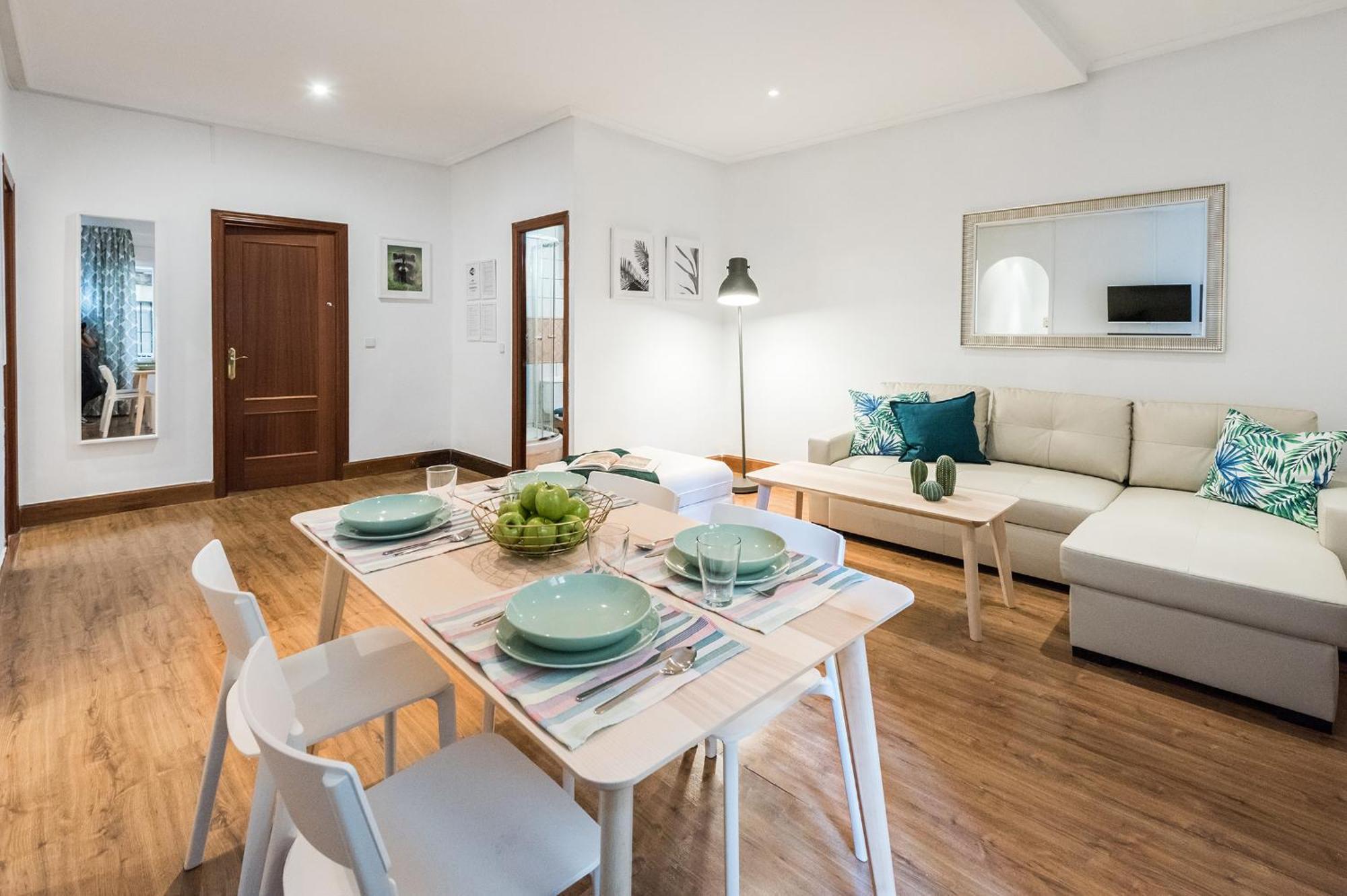 Lujosos Apartamentos En El Centro De Madrid Exterior foto